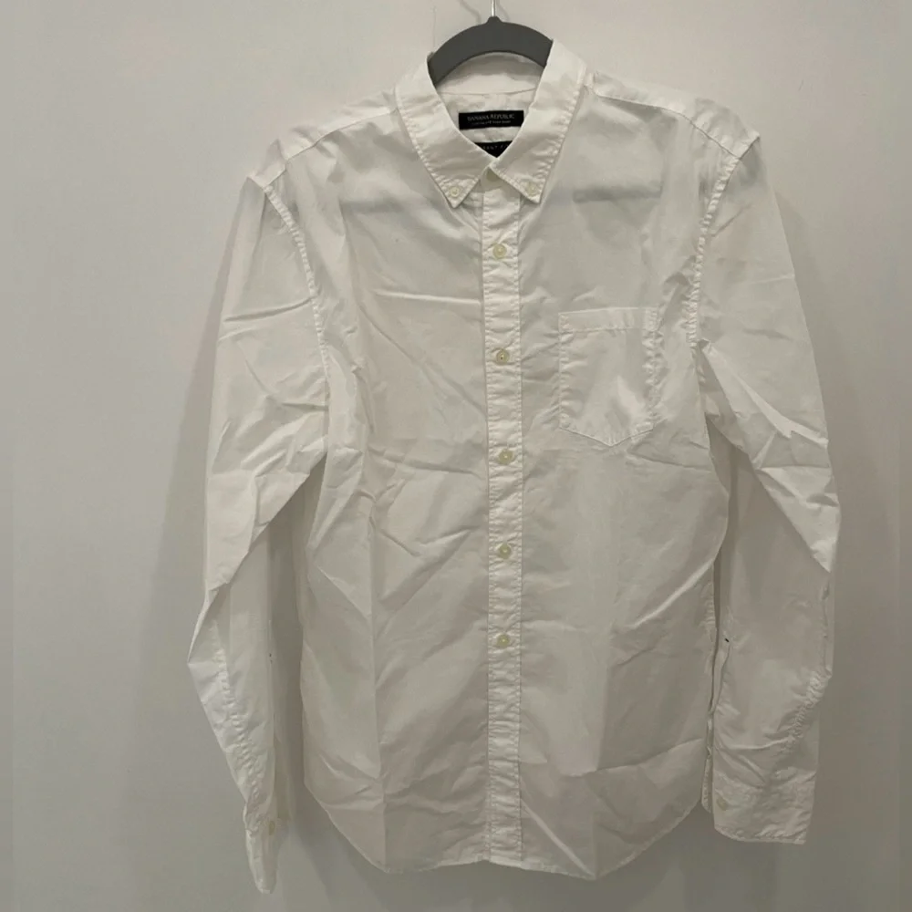 BANANA REPUBLIC 078 white shirt soft worn finish buttondown collar cuffs